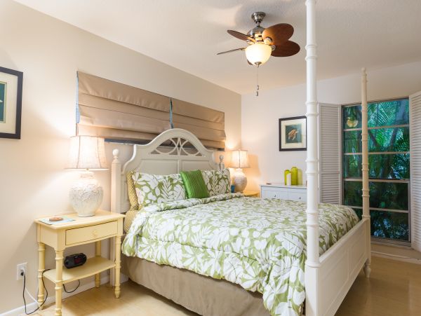 Siesta Key Duplex Home Sleeps 10 Guest with Pool