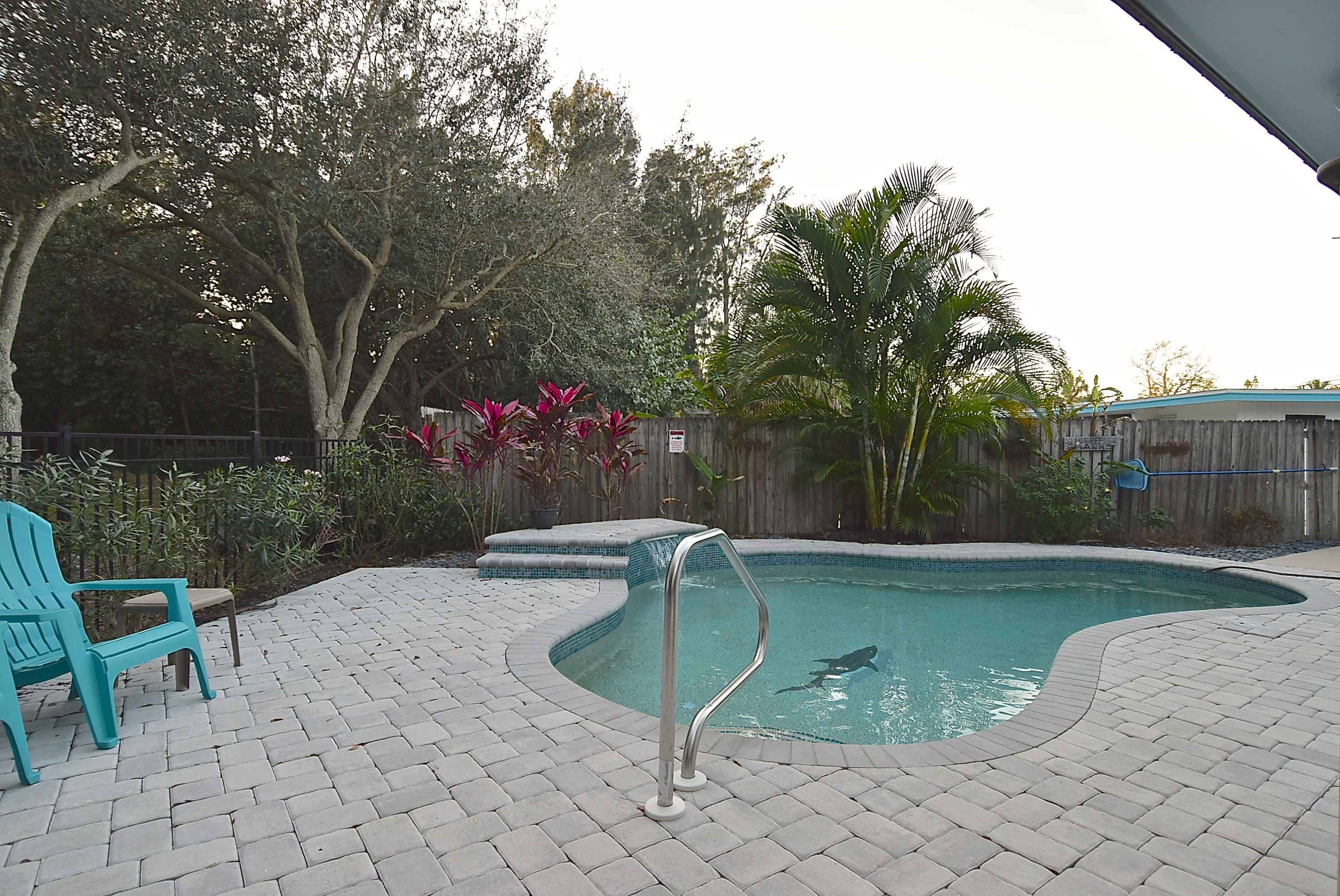 Siesta Key Duplex Home Sleeps 10 Guest with Pool