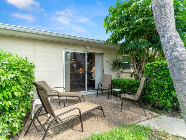 Lovely Siesta Key 2 Bedroom Vacation Condo