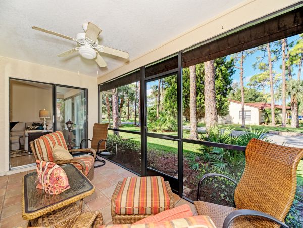 Siesta Key Villa with 2 Bedrooms and Resort Access