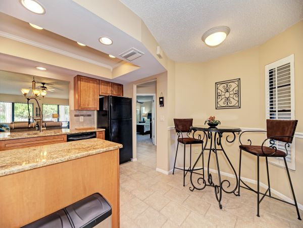 Siesta Key Villa with 2 Bedrooms and Resort Access