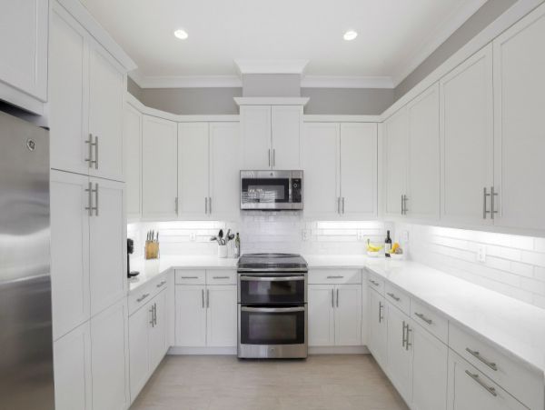 Elegant 3 Bedroom Vacation Rental with Lake Views