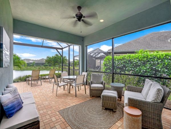 Elegant 3 Bedroom Vacation Rental with Lake Views