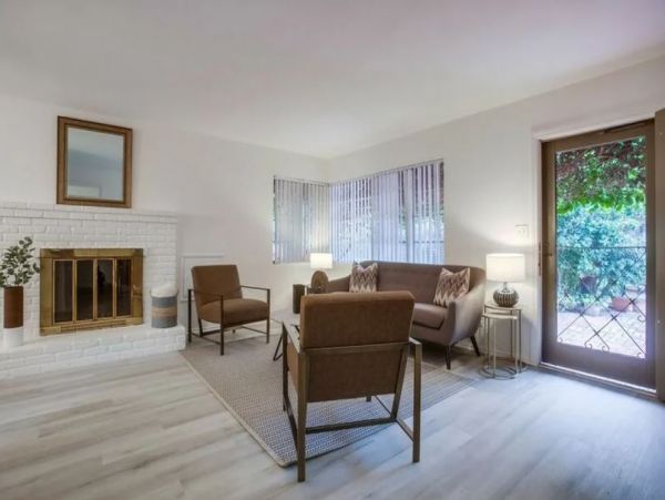 La Jolla 2 Bedroom Vacation Home Sleeps 6 Close to Beach