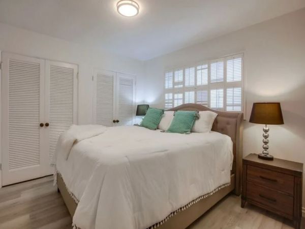 La Jolla 2 Bedroom Vacation Home Sleeps 6 Close to Beach