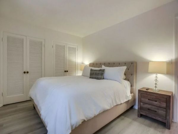 La Jolla 2 Bedroom Vacation Home Sleeps 6 Close to Beach