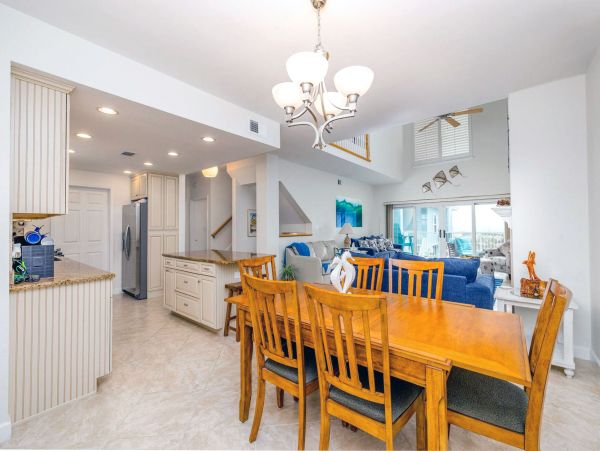 Pensacola Beach Vacation Home with Ocean Views & Tennis Court