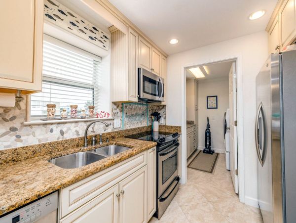 Pensacola Beach Vacation Home with Ocean Views & Tennis Court
