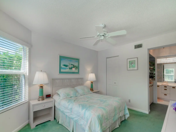 Charming Ground-Floor Condo with Pool & Patio