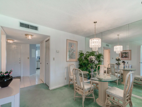 Charming Ground-Floor Condo with Pool & Patio
