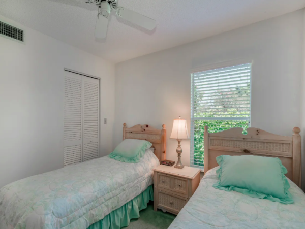 Charming Ground-Floor Condo with Pool & Patio