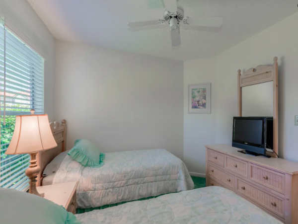 Charming Ground-Floor Condo with Pool & Patio