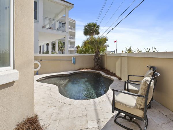 Miramar Vacation Home Four Bedroom On Beach