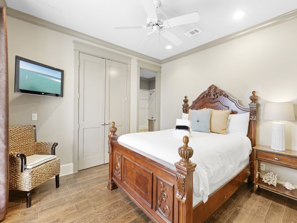 Miramar Vacation Home Four Bedroom On Beach