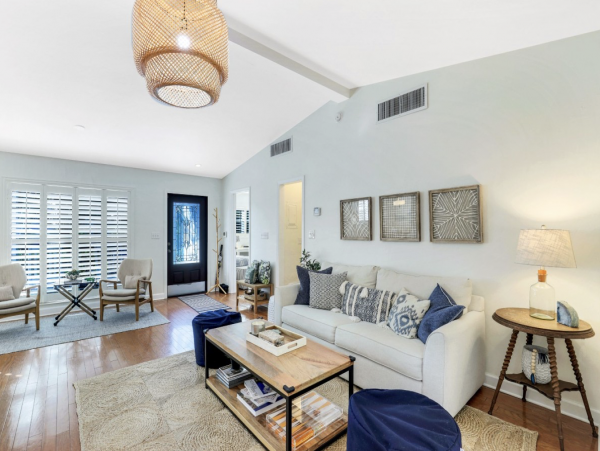 Olde Naples Three Bedroom Vacation Cottage
