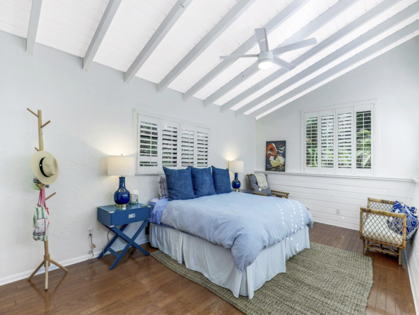 Olde Naples Three Bedroom Vacation Cottage