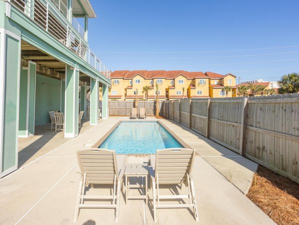 Pensacola Beach Vacation Home Four Bedroom Walk to Beach