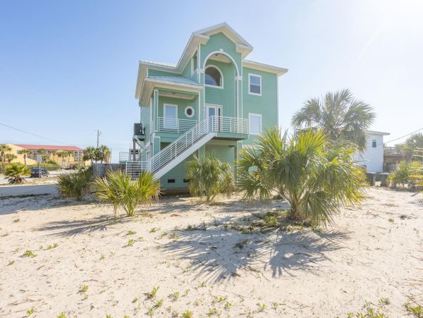 Pensacola Beach Vacation Home Four Bedroom Walk to Beach