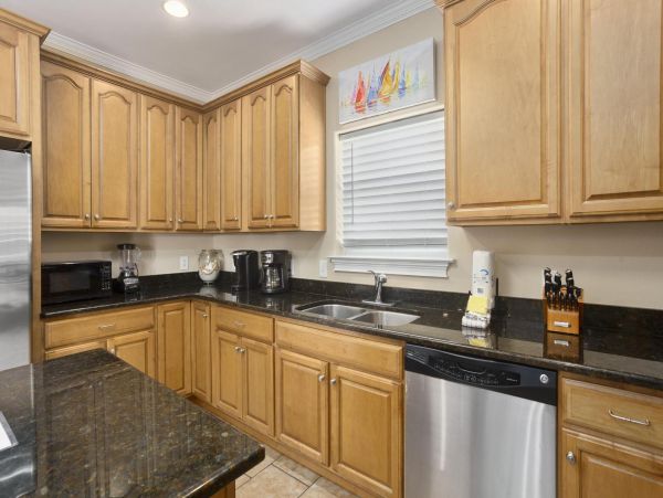 Pensacola Beach Vacation Home Four Bedroom Walk to Beach