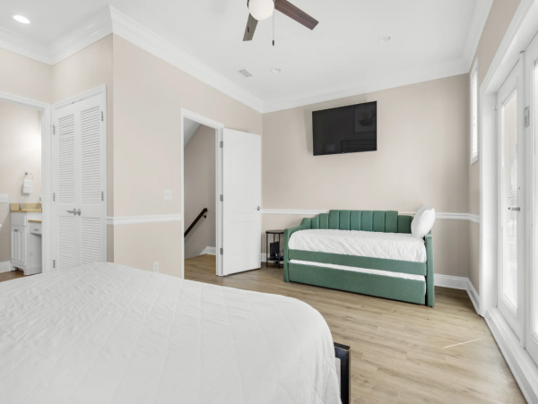 Lovely Townhome with 4 Bedrooms in Panama City Beach