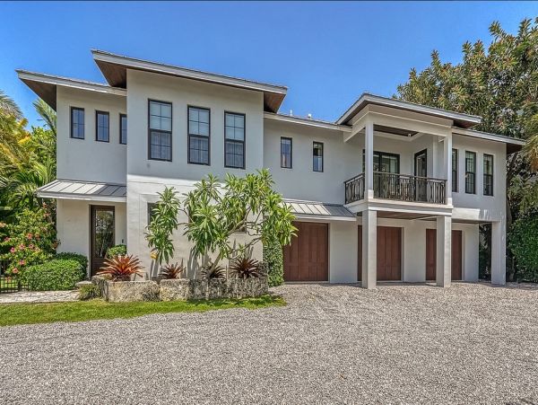 Bayfront Luxury Vacation Rental in Holmes Beach with Private Dock, Pool & Spa
