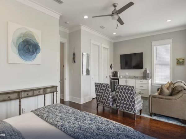 Santa Rosa Beach Vacation Home 5 Bedroom Walk to Beach