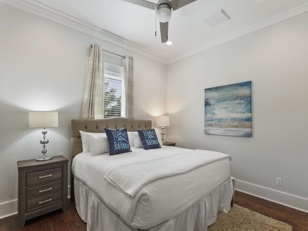 Santa Rosa Beach Vacation Home 5 Bedroom Walk to Beach