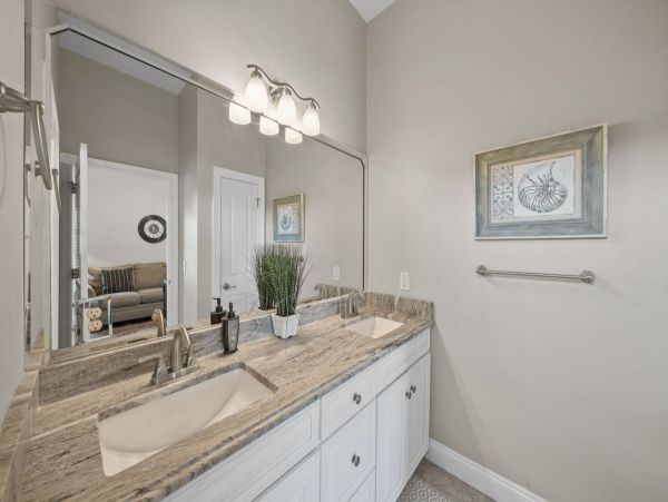 Panama City Beach Luxury Vacation Rental  5-Bedroom Gulf View Home with Pool & Elevator