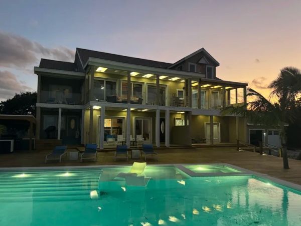 Exuma Luxury Vacation Rental - Caribbean Estate with Pool & Ocean Views