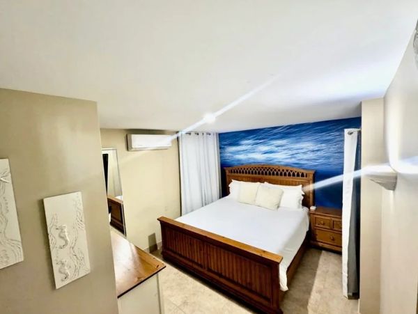 Exuma Luxury Vacation Rental - Caribbean Estate with Pool & Ocean Views