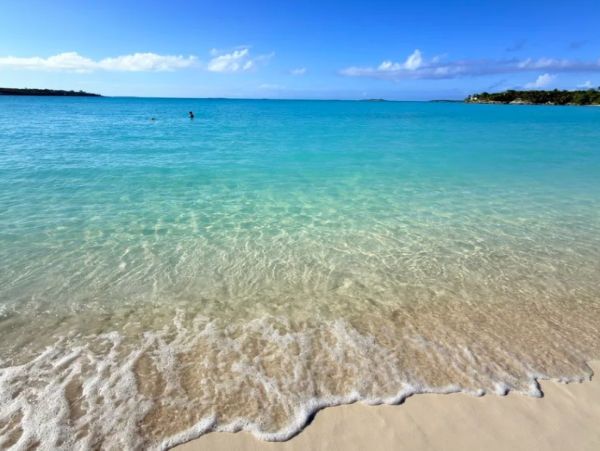 Exuma Luxury Vacation Rental - Caribbean Estate with Pool & Ocean Views