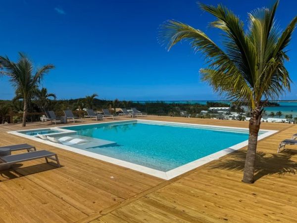 Exuma Luxury Vacation Rental - Caribbean Estate with Pool & Ocean Views