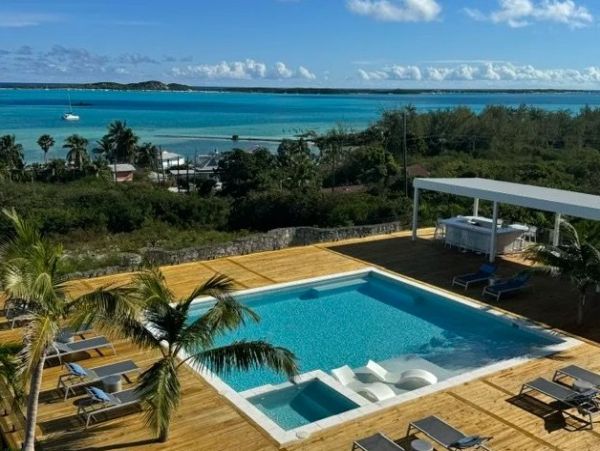 Exuma Luxury Vacation Rental - Caribbean Estate with Pool & Ocean Views