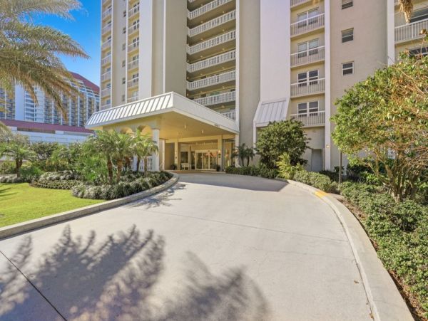 Naples Vacation Condo Two Bedroom Gulf Views