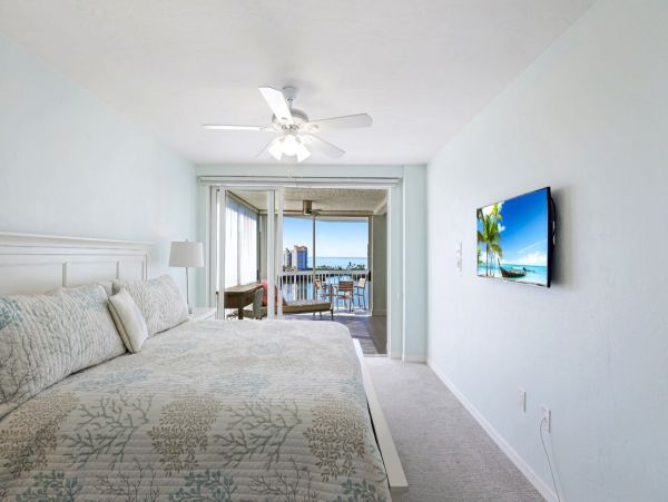 Naples Vacation Condo Two Bedroom Gulf Views