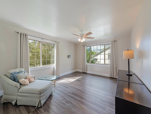 Luxurious 3-Bedroom Condo Near Mercato & Vanderbilt Beach