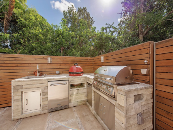 Luxurious 3-Bedroom Condo Near Mercato & Vanderbilt Beach