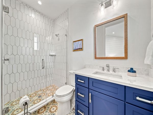 Bradenton Beach Vacation Rental Luxury 7-Bedroom Anna Maria Island Home with Pool & Rooftop Deck