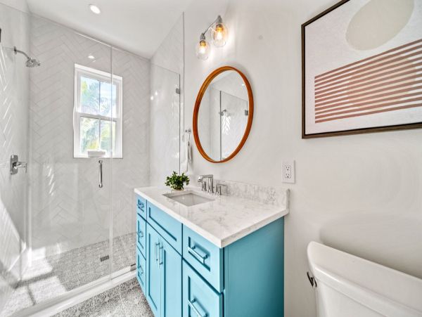 Bradenton Beach Vacation Rental Luxury 7-Bedroom Anna Maria Island Home with Pool & Rooftop Deck