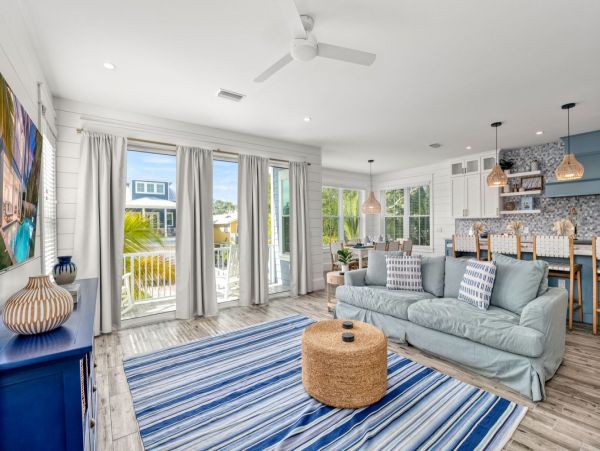 Bradenton Beach Vacation Rental Luxury 7-Bedroom Anna Maria Island Home with Pool & Rooftop Deck