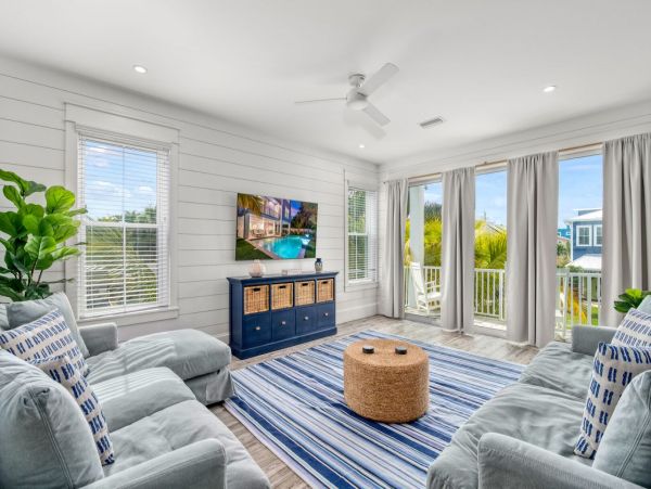 Bradenton Beach Vacation Rental Luxury 7-Bedroom Anna Maria Island Home with Pool & Rooftop Deck