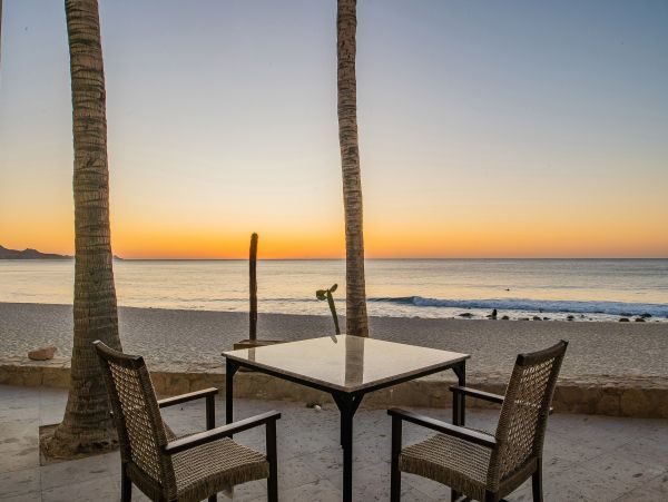 Amazing Beachfront 6 Bedroom Villa in Los Cabos