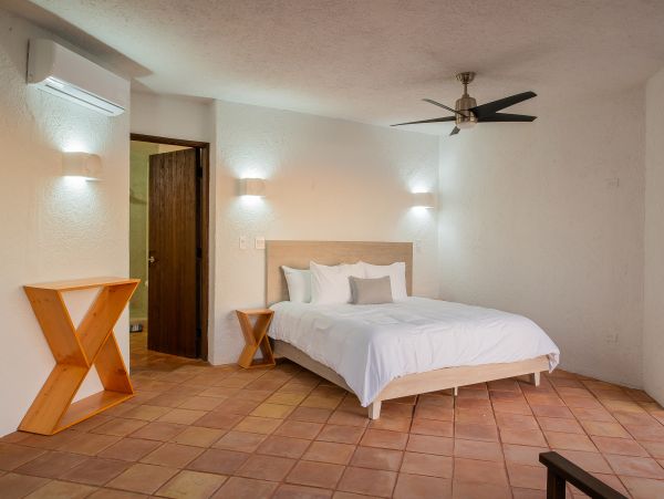 Amazing Beachfront 6 Bedroom Villa in Los Cabos