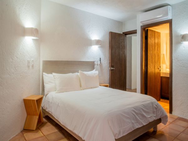 Amazing Beachfront 6 Bedroom Villa in Los Cabos