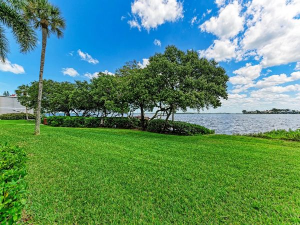 Bradenton Beach Vacation Condo Bay Views Two Bedroom