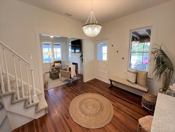 Lovely Vacation Cottage in Anna Maria Steps from Beach