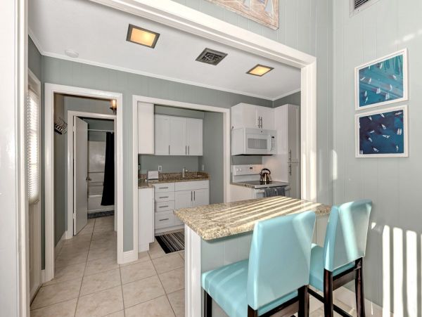 Lovely Siesta Key Condo with Great Amenities