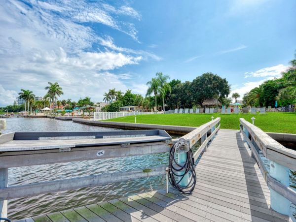 Lovely Siesta Key Condo with Great Amenities