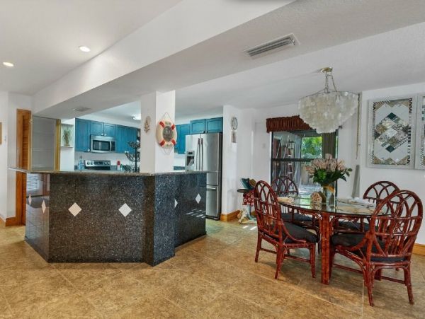 Boca Grande Vacation Home Five Bedroom Walk to Beach
