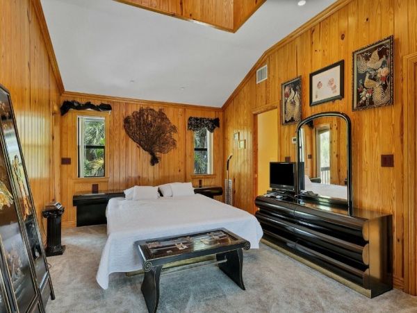 Boca Grande Vacation Home Five Bedroom Walk to Beach